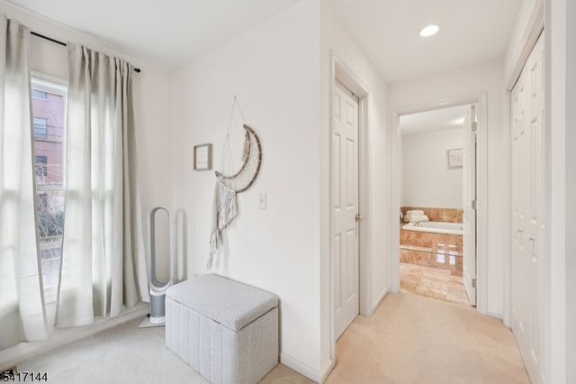 91 Roseland Ave, Caldwell Boro Twp., NJ 07006