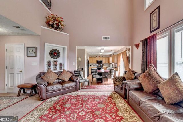 4654 Pine Isle Way, Buford, GA 30518