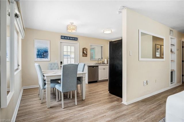 1097 Sperling AVE, Naples, FL 34103