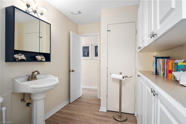 1097 Sperling AVE, Naples, FL 34103