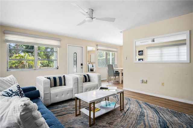 1097 Sperling AVE, Naples, FL 34103