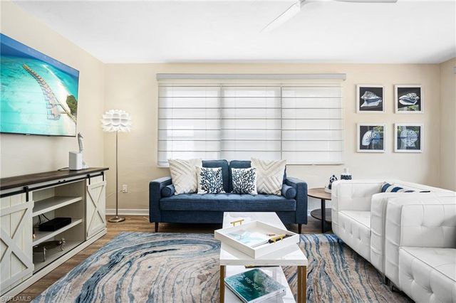 1097 Sperling AVE, Naples, FL 34103