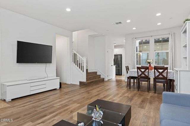 127 Klamath Street, Ventura, CA 93001