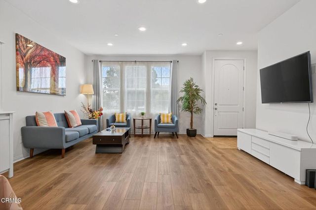 127 Klamath Street, Ventura, CA 93001