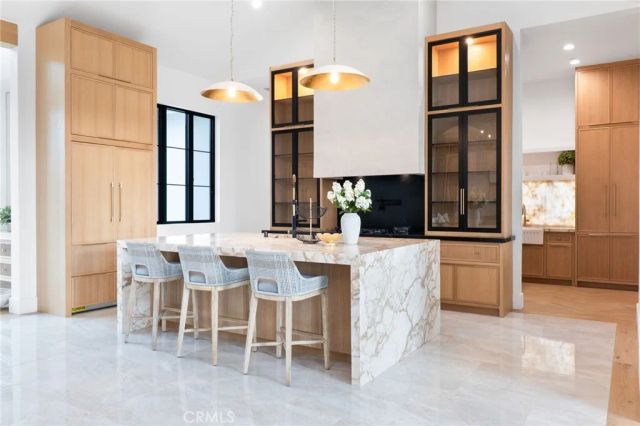 3100 Garretson Avenue, Corona, CA 92881