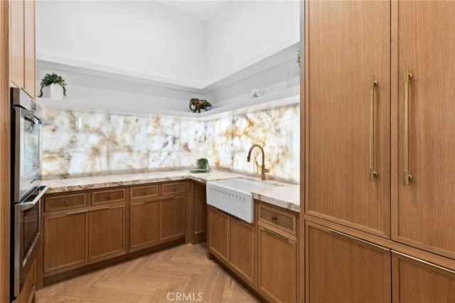 3100 Garretson Avenue, Corona, CA 92881