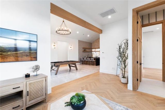 3100 Garretson Avenue, Corona, CA 92881