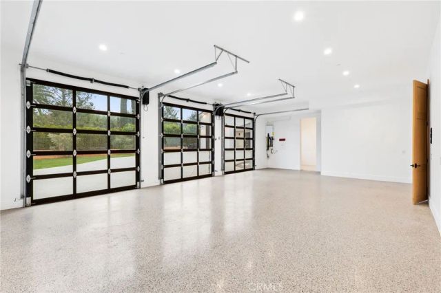 3100 Garretson Avenue, Corona, CA 92881