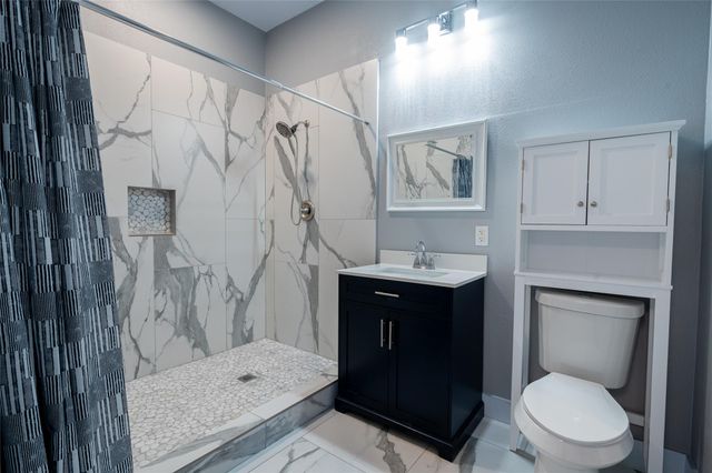 661 Hidden Oak RD, Dale, TX 78616