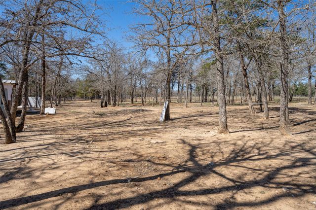 661 Hidden Oak RD, Dale, TX 78616