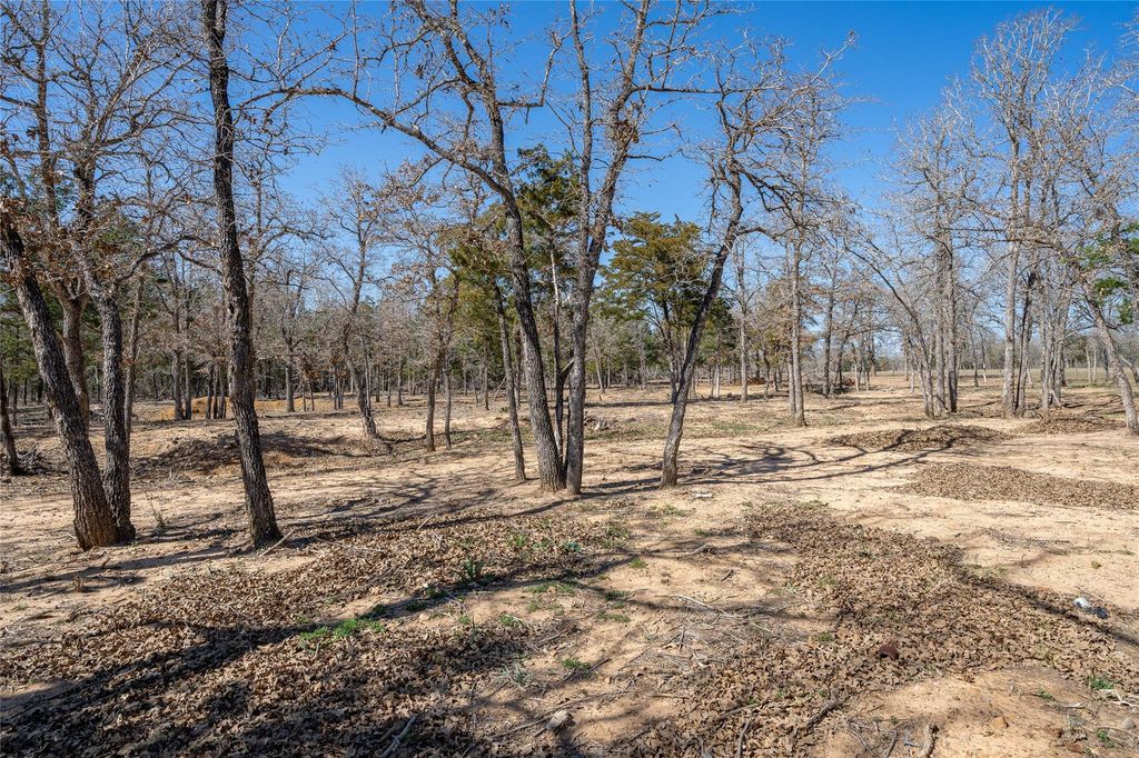661 Hidden Oak RD, Dale, TX 78616