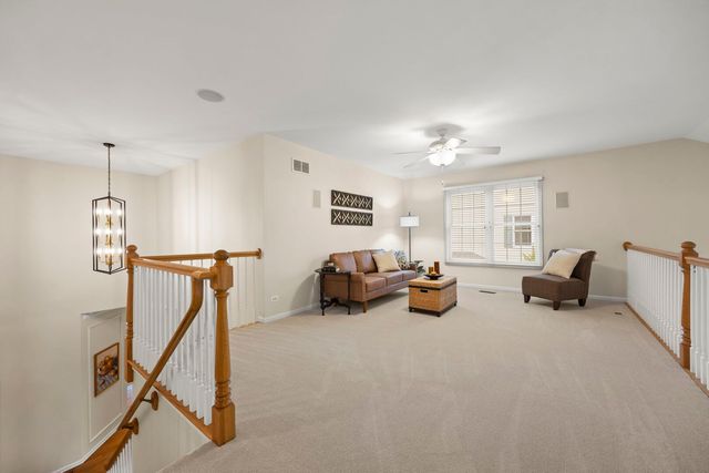 1N165 Mission Court, Winfield, IL 60190