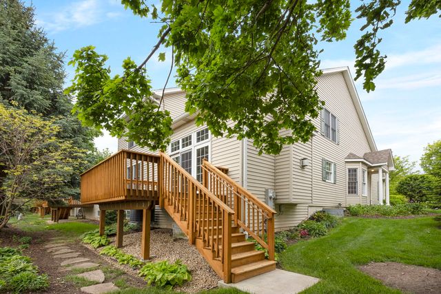 1N165 Mission Court, Winfield, IL 60190