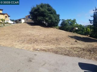 2525 Brandt St., Pinole, CA 94564