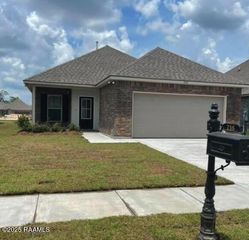 216 Burndap Way, Lafayette, LA 70507
