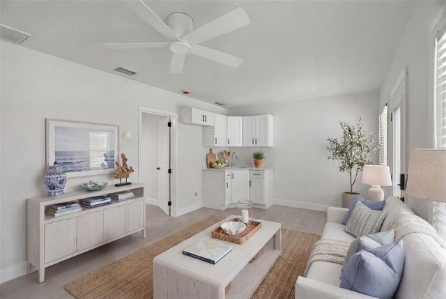3101 BEACH BOULEVARD S 1-5, Gulfport, FL 33707