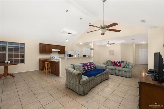 4716 Xanthisma Avenue, Mcallen, TX 78504