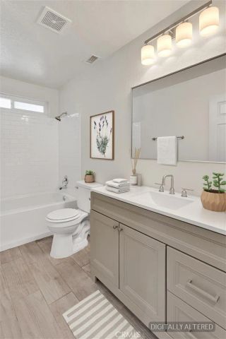 21985 Maumee Road, Apple Valley, CA 92308