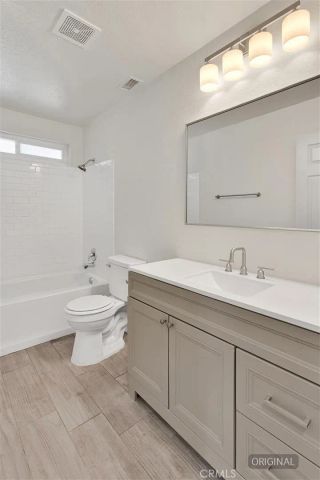 21985 Maumee Road, Apple Valley, CA 92308