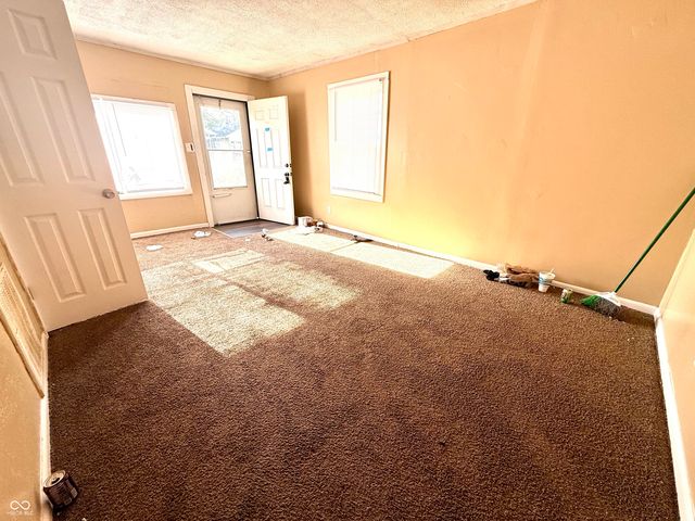 2736 N Dearborn Street, Indianapolis, IN 46218