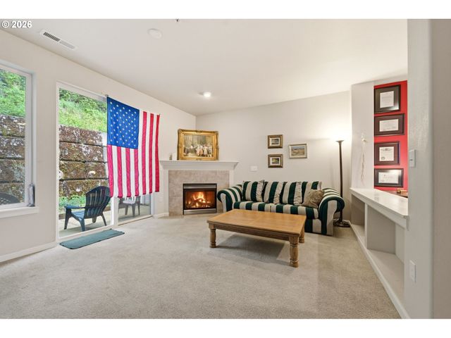 2220 Ne 141ST Way, Vancouver, WA 98686