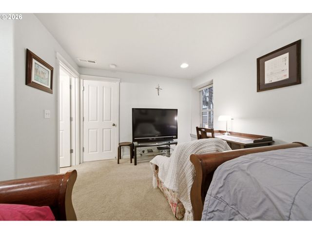 2220 Ne 141ST Way, Vancouver, WA 98686