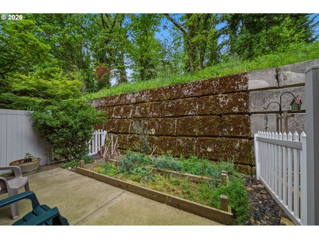 2220 Ne 141ST Way, Vancouver, WA 98686