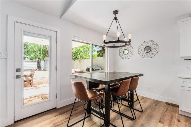 2108 Deadwood DR, Austin, TX 78744