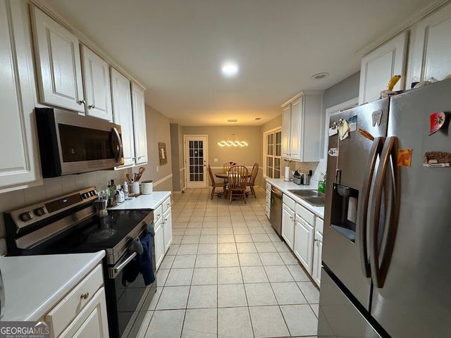 1364 webb meadows Court, Loganville, GA 30052
