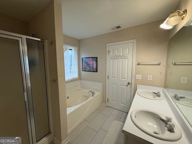 1364 webb meadows Court, Loganville, GA 30052