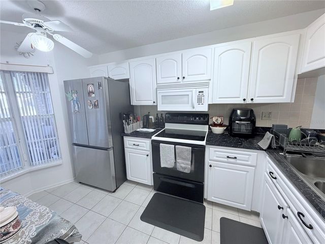 4523 GLEN HOLLOW, New Port Richey, FL 34653