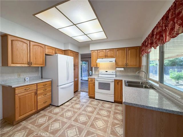 3341 Happy Isles Court, Merced, CA 95340