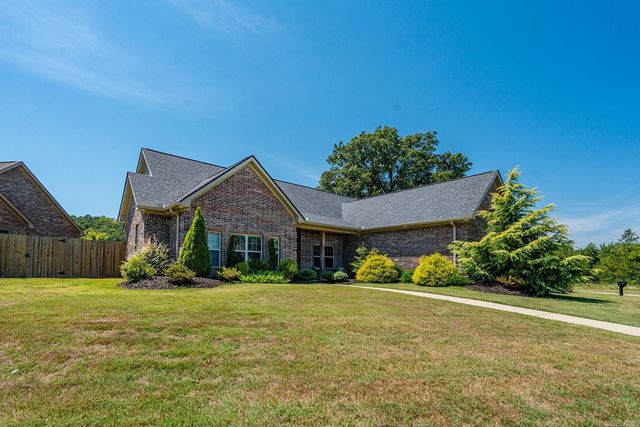 165 Legendary Trail, Hot Springs, AR 71913