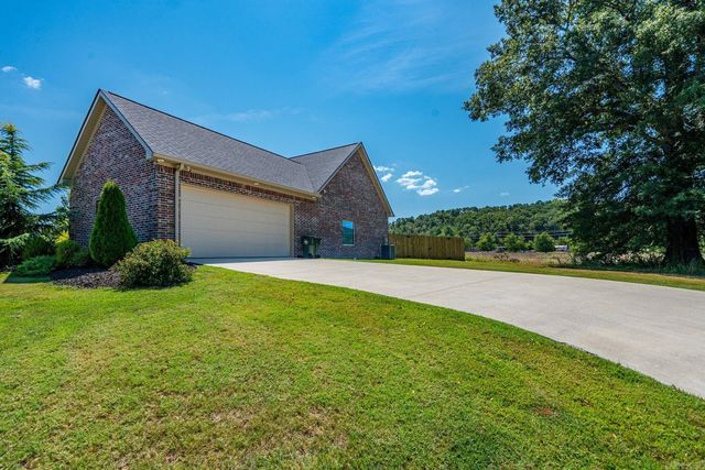 165 Legendary Trail, Hot Springs, AR 71913