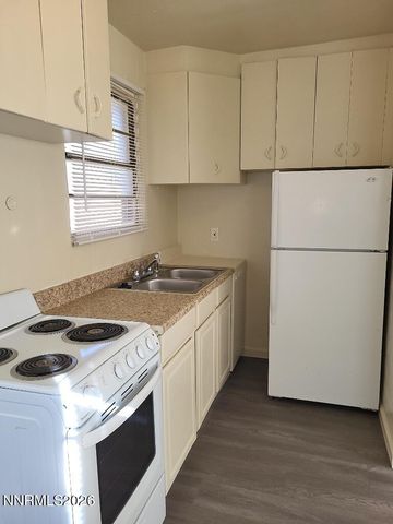 921 Willow Street 911-921, Reno, NV 89502