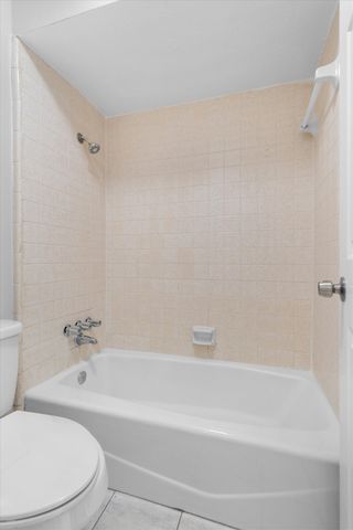 2223 Woodcreek B, Carrollton, TX 75006