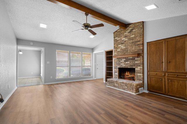 2223 Woodcreek B, Carrollton, TX 75006