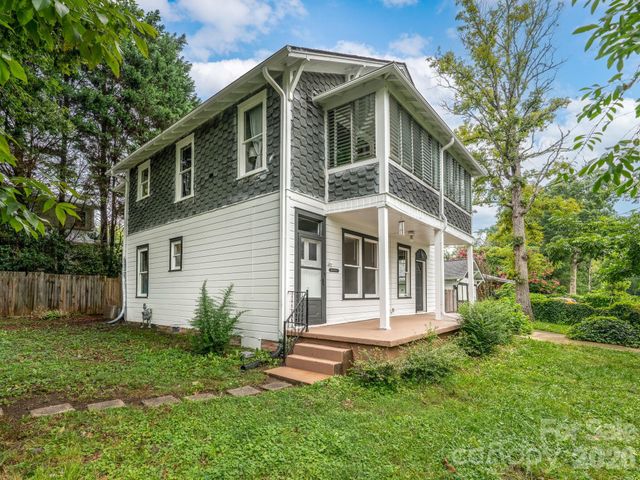 111-113 Stewart Street, Hendersonville, NC 28792