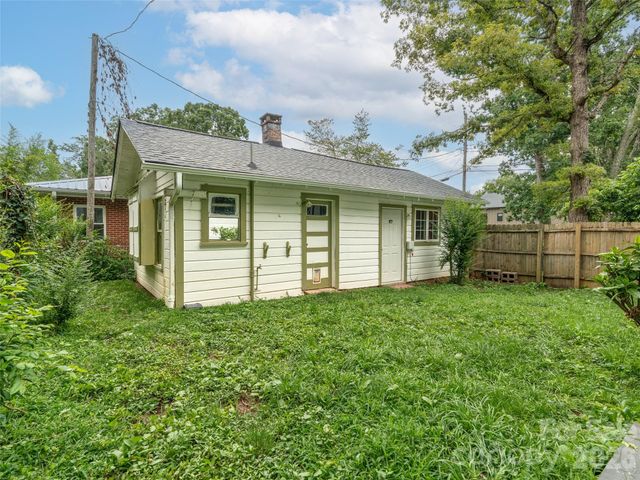 111-113 Stewart Street, Hendersonville, NC 28792