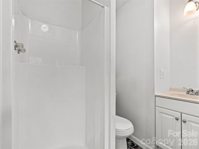 111-113 Stewart Street, Hendersonville, NC 28792