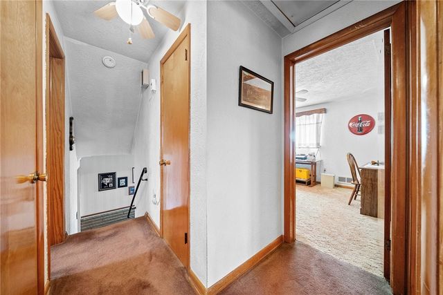 10451 Primrose Dr, North Huntingdon, PA 15642