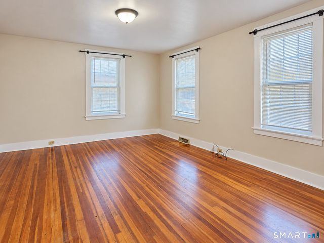 168 Cooper Hill Street, Manchester, CT 06040