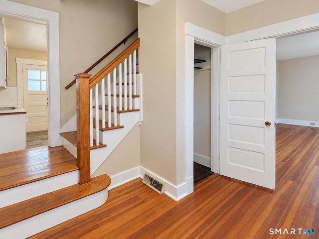 168 Cooper Hill Street, Manchester, CT 06040