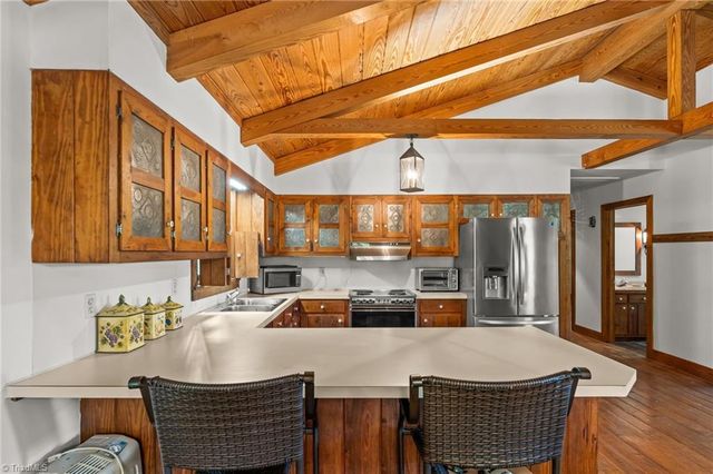 3607 NC Highway 268, Pilot Mountain, NC 27041