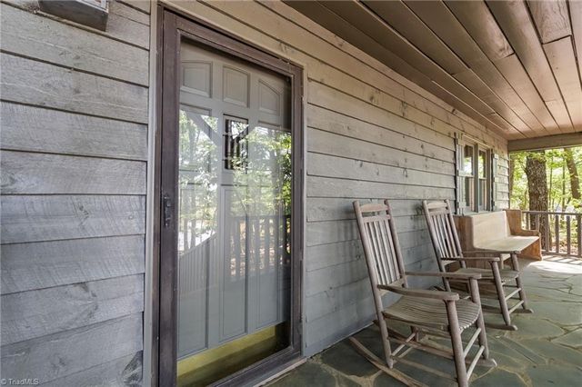 3607 NC Highway 268, Pilot Mountain, NC 27041