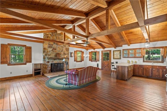 3607 NC Highway 268, Pilot Mountain, NC 27041