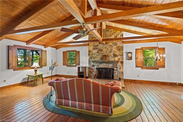 3607 NC Highway 268, Pilot Mountain, NC 27041