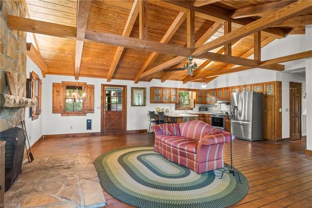 3607 NC Highway 268, Pilot Mountain, NC 27041
