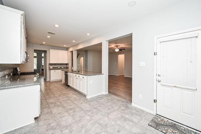 18919 S Sapling Oaks Place, Magnolia, TX 77355