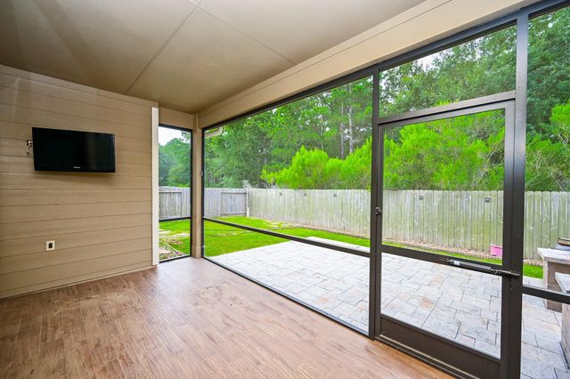 18919 S Sapling Oaks Place, Magnolia, TX 77355